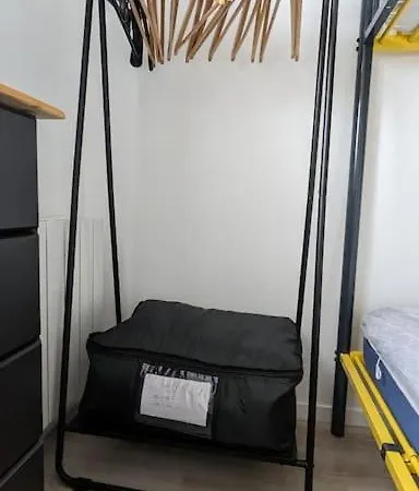 Daire Cosy En Rez-de-jardin Avec Terrasse Proche De La *