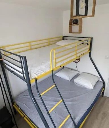 Cosy En Rez-de-jardin Avec Terrasse Proche De La